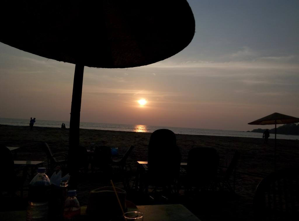 Namaste Beach Huts 호텔 Patnem Beach 외부 사진